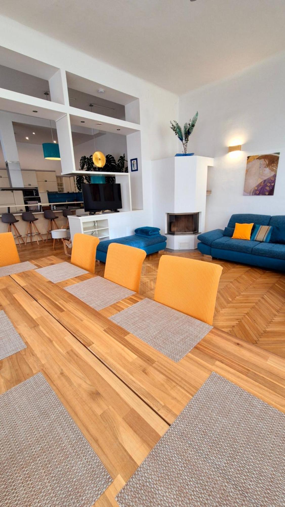 Sunny And Spacious Apartment Near City Centre Відень Екстер'єр фото